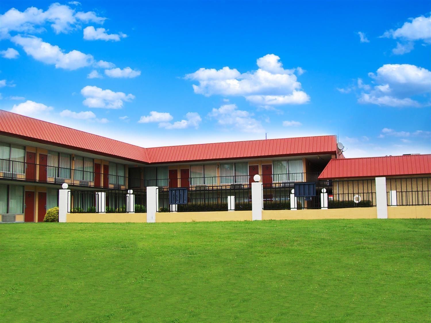 American Inn  - Pontotoc