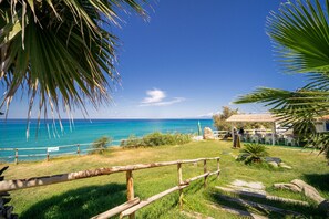 Beach bar
