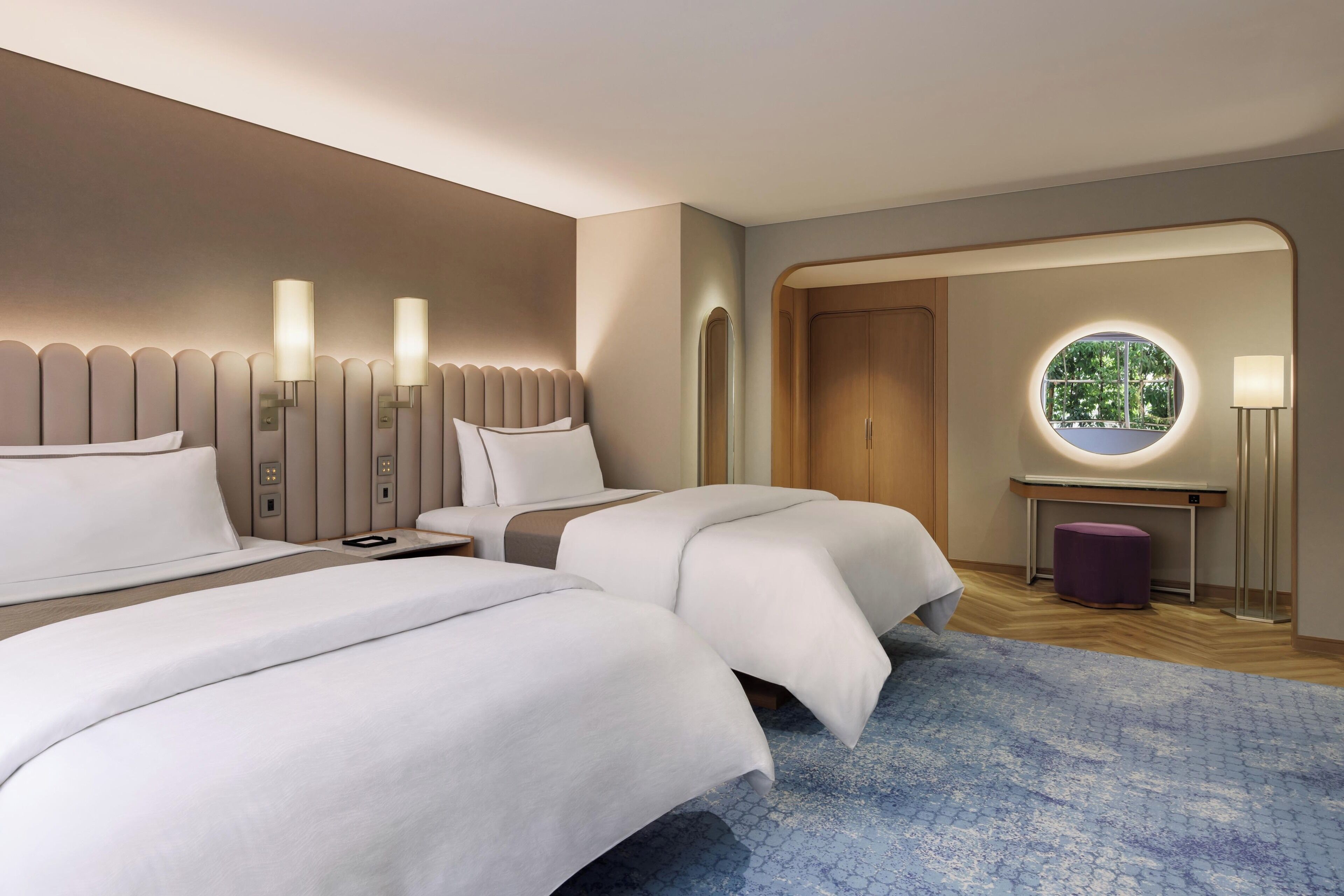 Luxury Suite, 1 Double Bed | Premium bedding, minibar, in-room safe, individually decorated