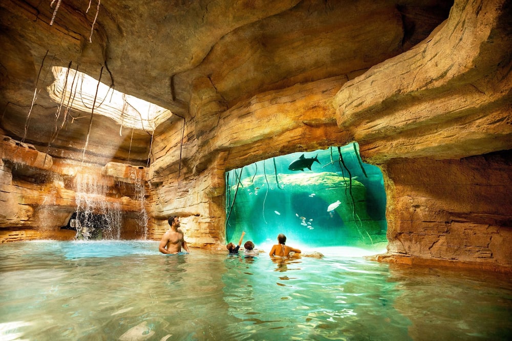 Harborside Resort & Vacation Rentals at Atlantis