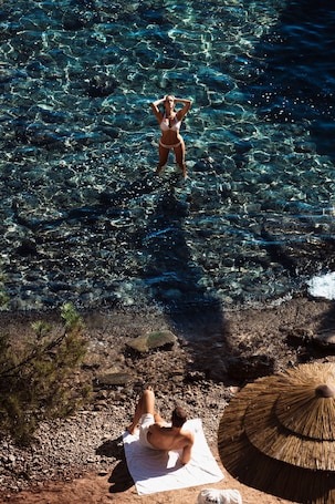 Private beach, beach umbrellas