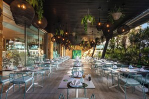 3 restaurants, breakfast, lunch, dinner served; Brazilian cuisine 