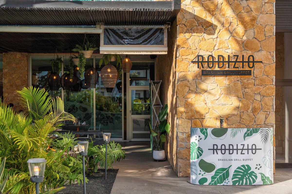 3 restaurants, breakfast, lunch, dinner served; brazilian cuisine
