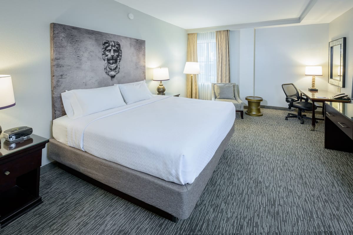 1 bedroom, premium bedding, in-room safe, desk