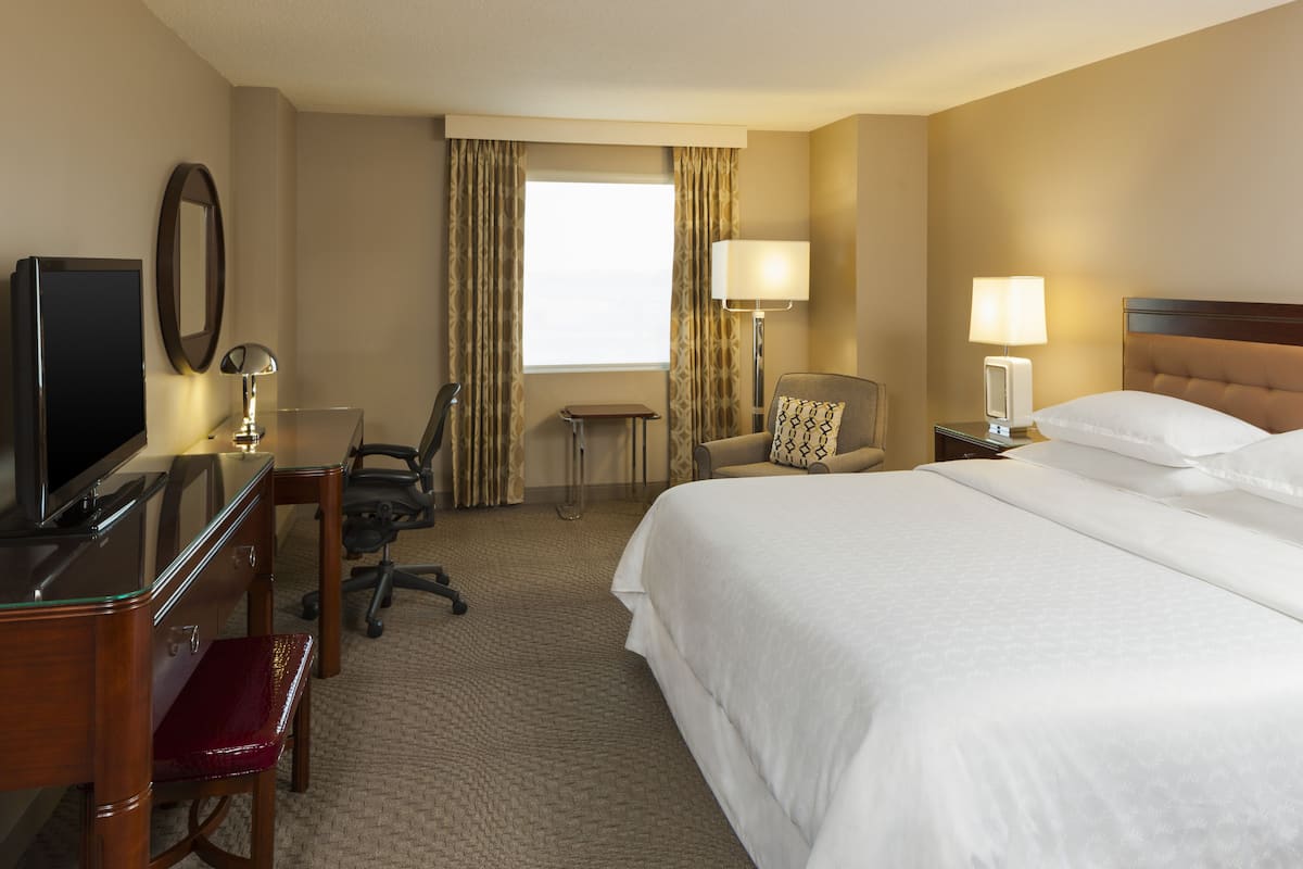 Premium bedding, pillow-top beds, in-room safe, desk