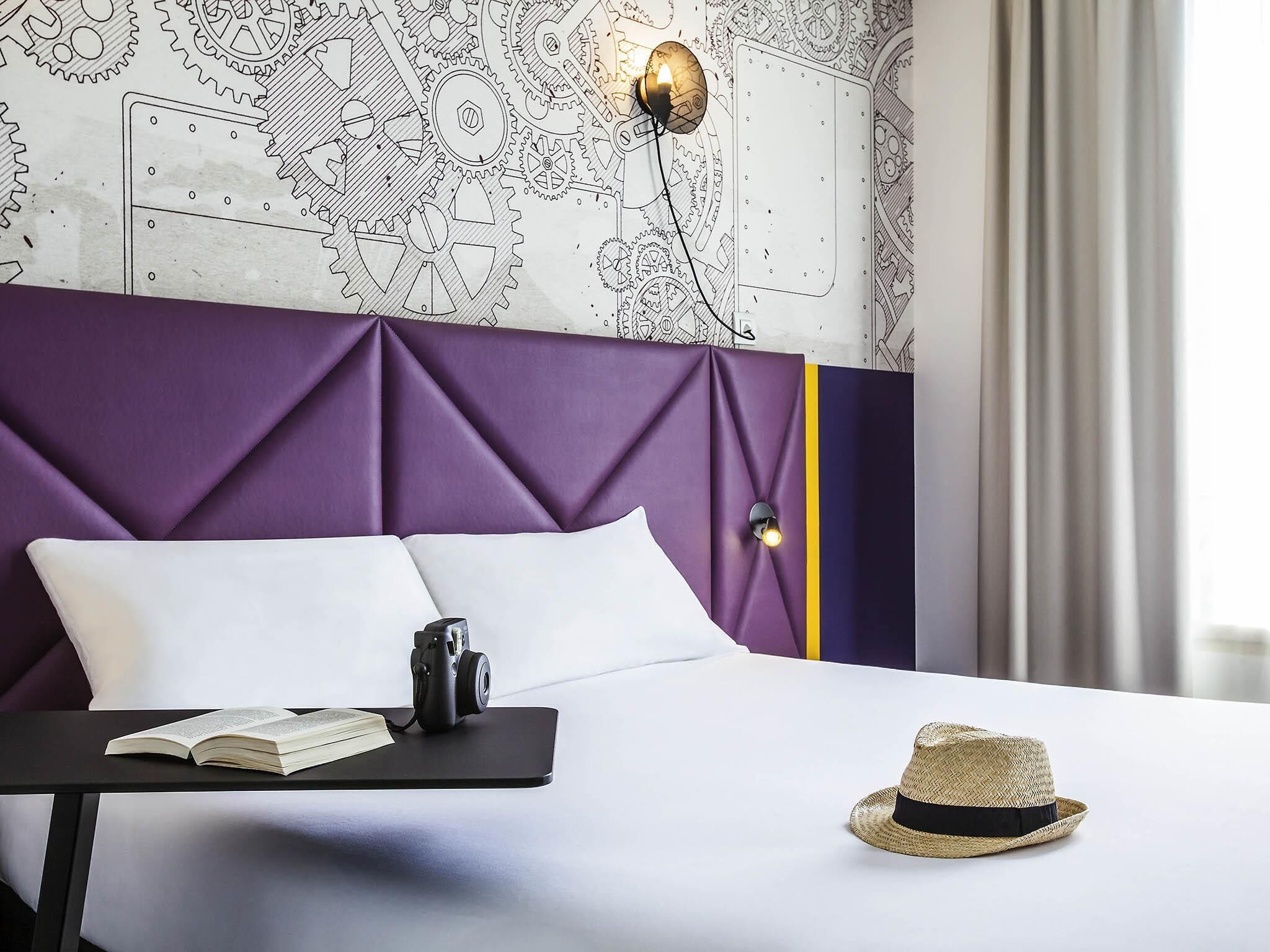 In-room safe, desk, soundproofing, iron/ironing board