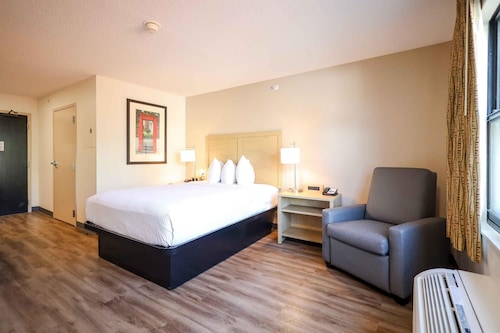 Extended Stay America Suites Cleveland Beachwood Orange Pl S
