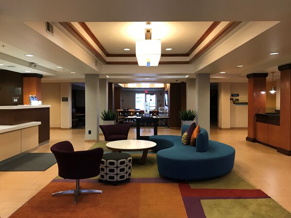 Pintu masuk interior