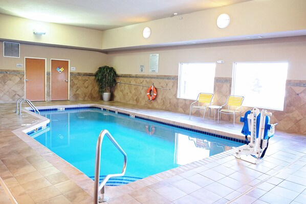 Indoor pool, open 7 AM to 10:00 PM, pool loungers