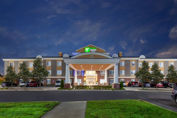 Exterior - Holiday Inn Express Hotel & Suites Woodhaven by IHG (Woodhaven)