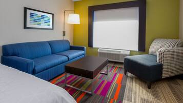 Einzelzimmer, Mehrere Betten | Zimmersafe, Schreibtisch, laptopgeeigneter Arbeitsplatz