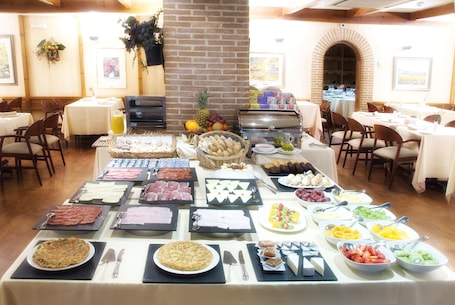 Daily buffet breakfast for a fee