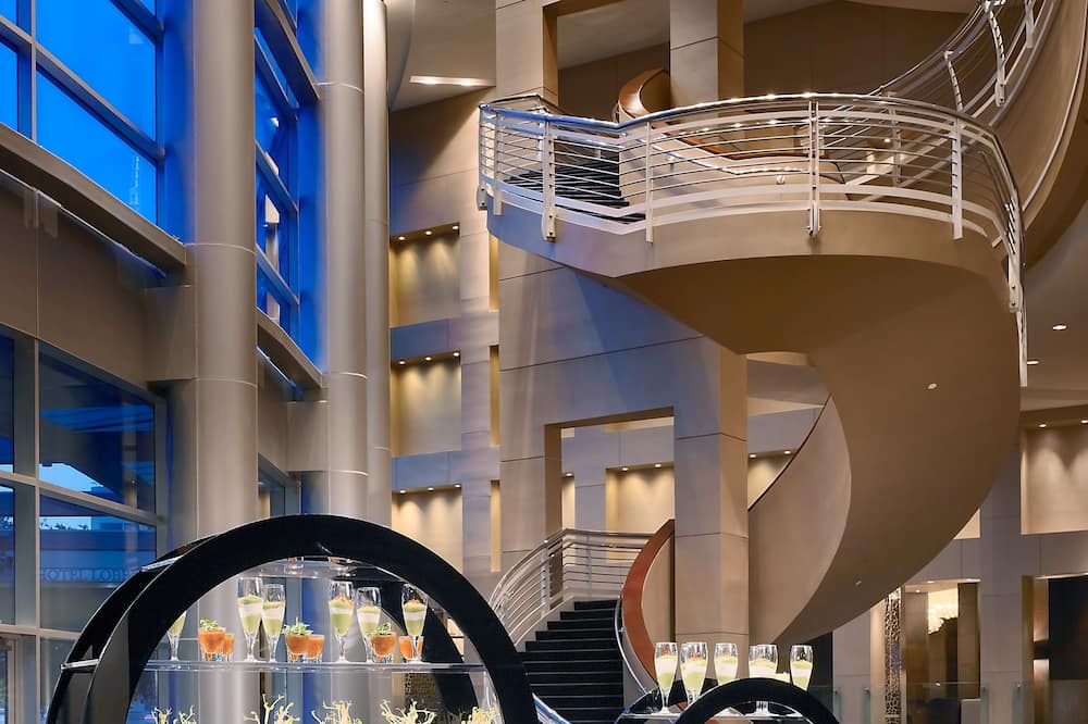 The Royal Sonesta Houston Galleria