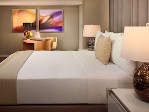 Suite, 1 très grand lit, vue ville | Draps en coton égyptien, literie de qualité supérieure, surmatelas