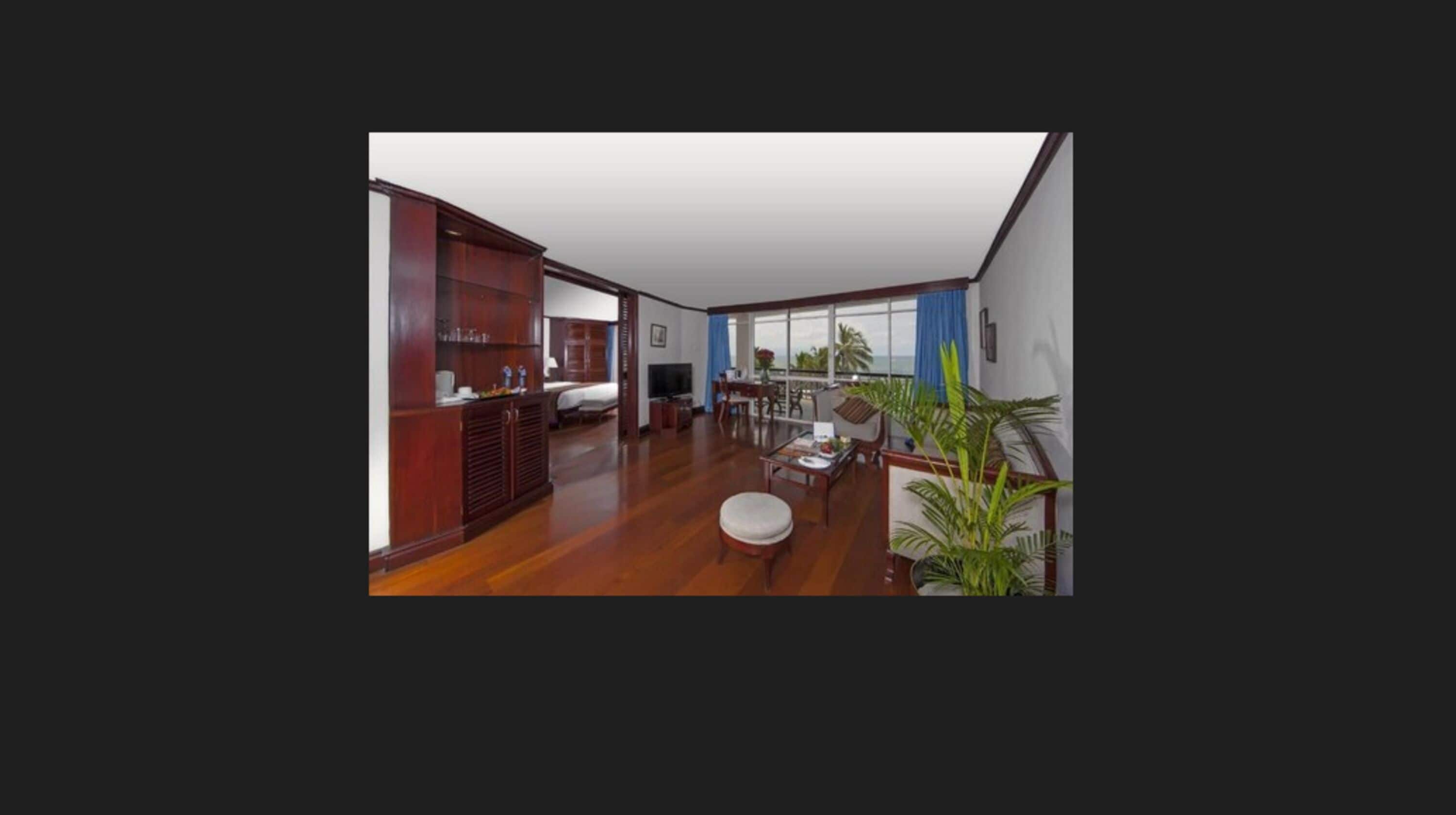 direct ocean view suite | minibar, in-room safe, desk, laptop workspace