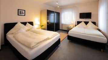 Family Apartment | 1 bedroom, hypo-allergenic bedding, desk, laptop workspace
