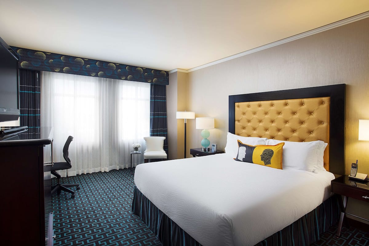 Premium bedding, in-room safe, desk, laptop workspace