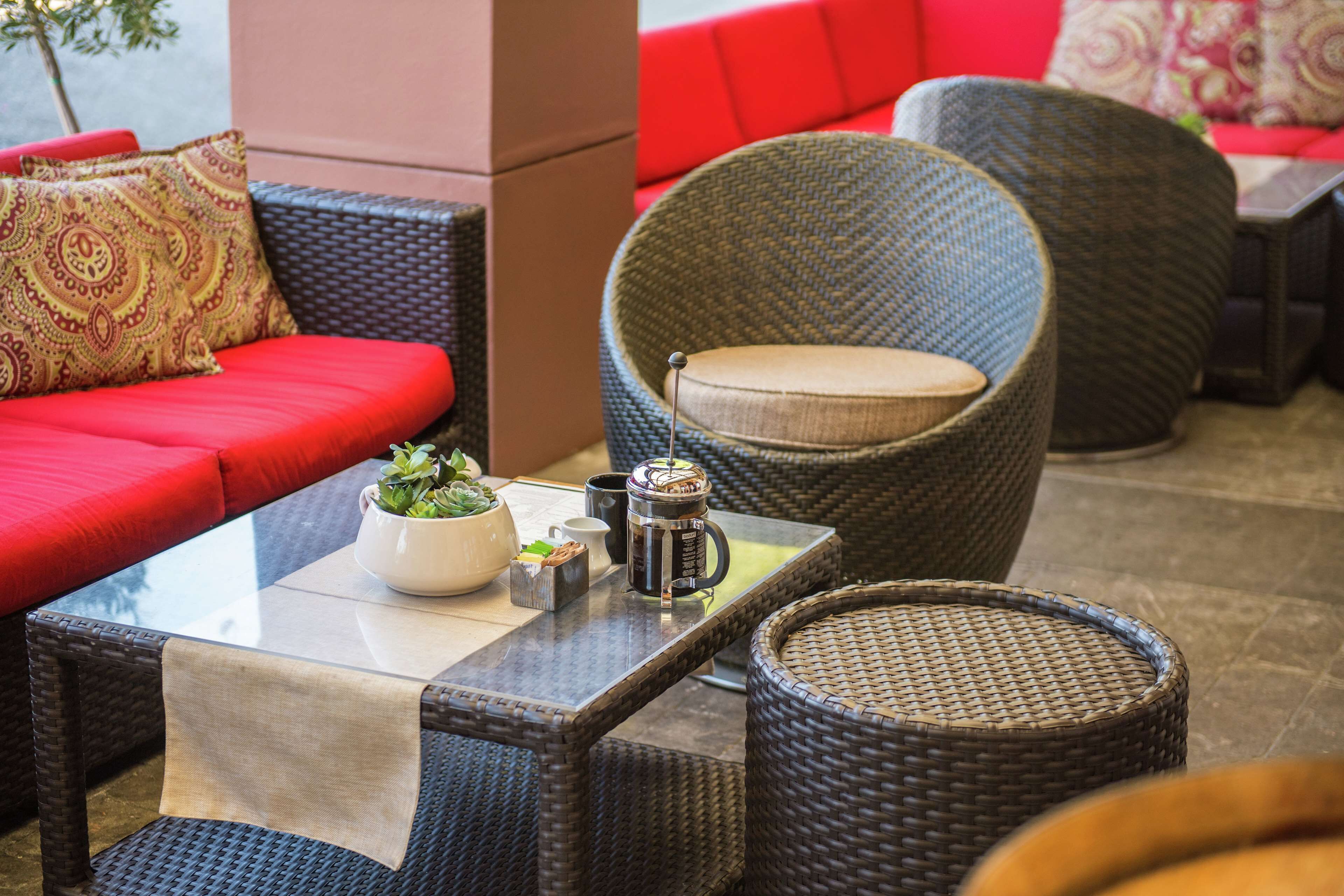 breakfast and dinner served