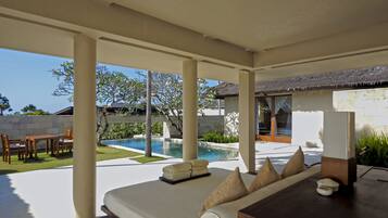 Two Bedroom Private Pool Villa | Hiên