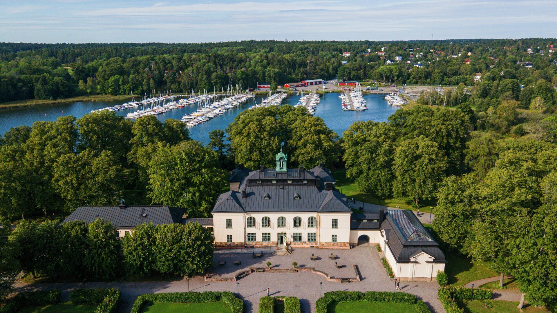 Facciata della struttura