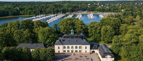 Fachada de la propiedad