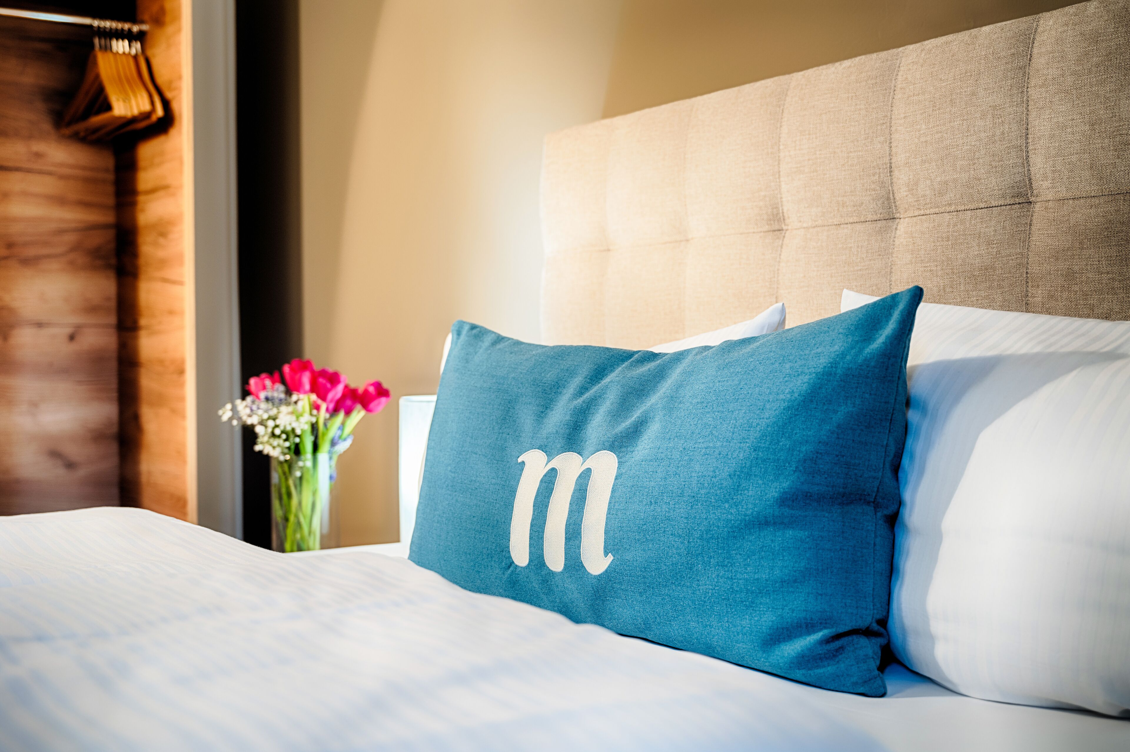 desk, blackout curtains, free wifi, bed sheets