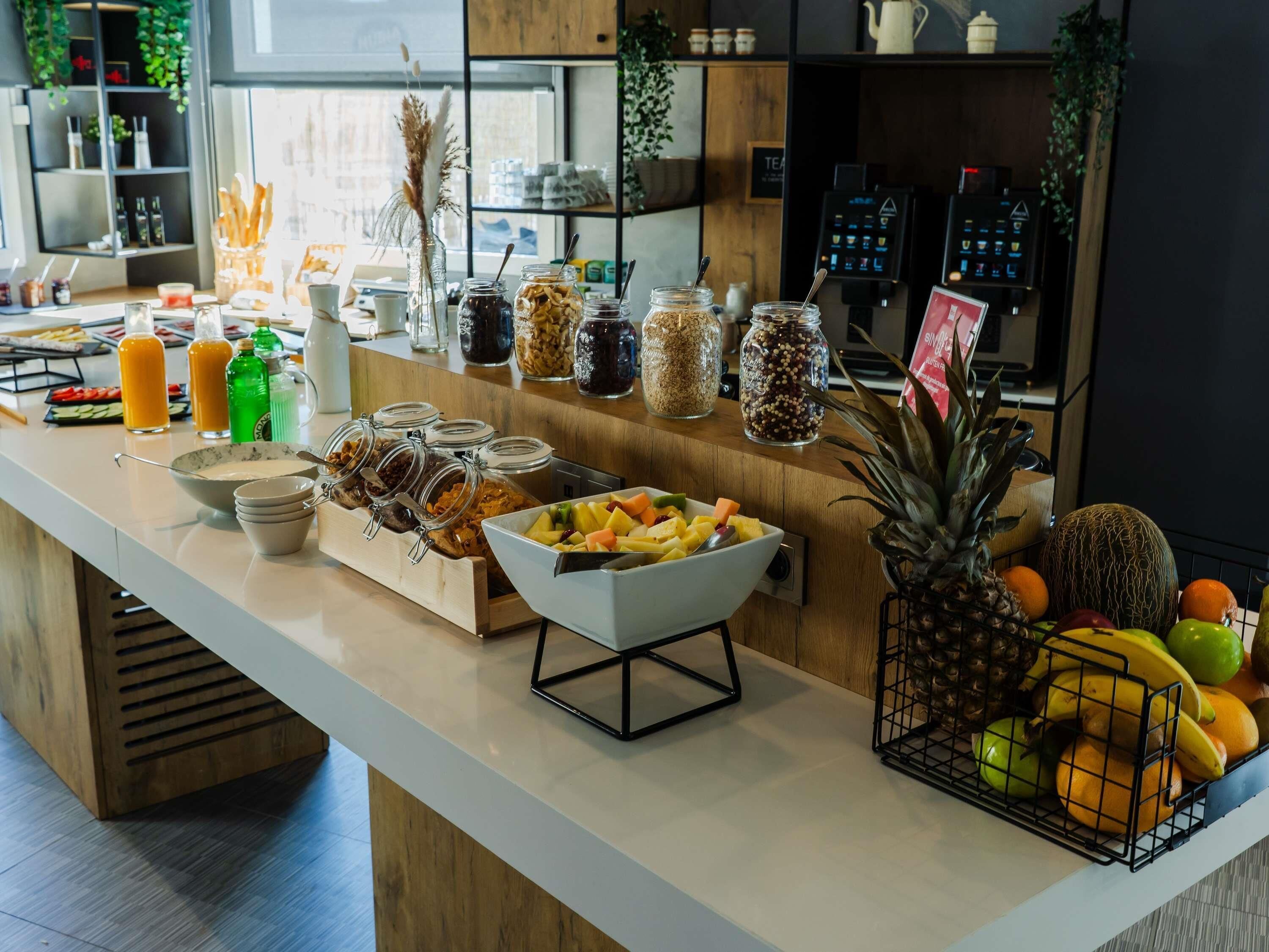 Päivittäinen buffetaamiainen maksusta