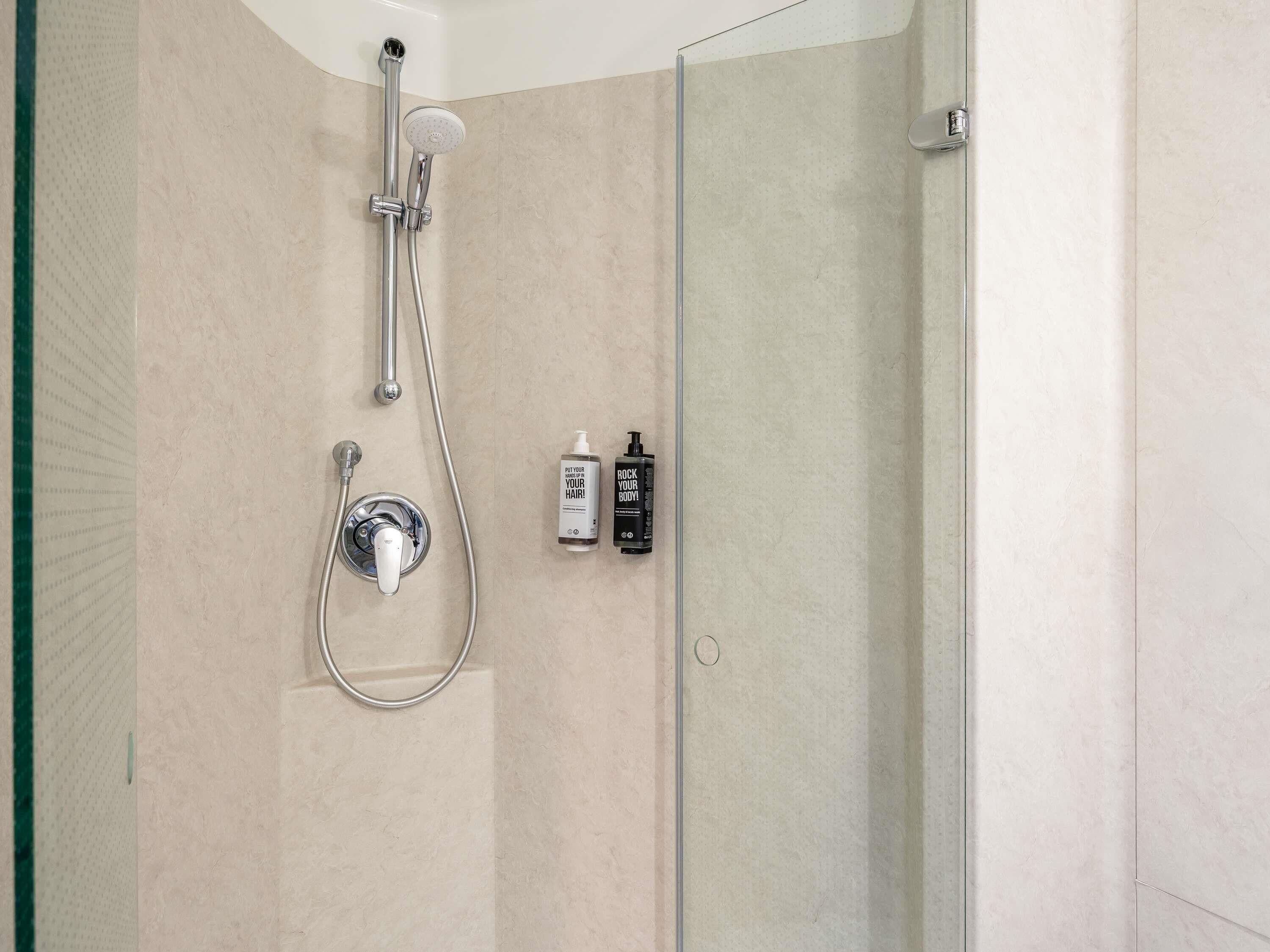 premium bedding, in-room safe, desk, soundproofing