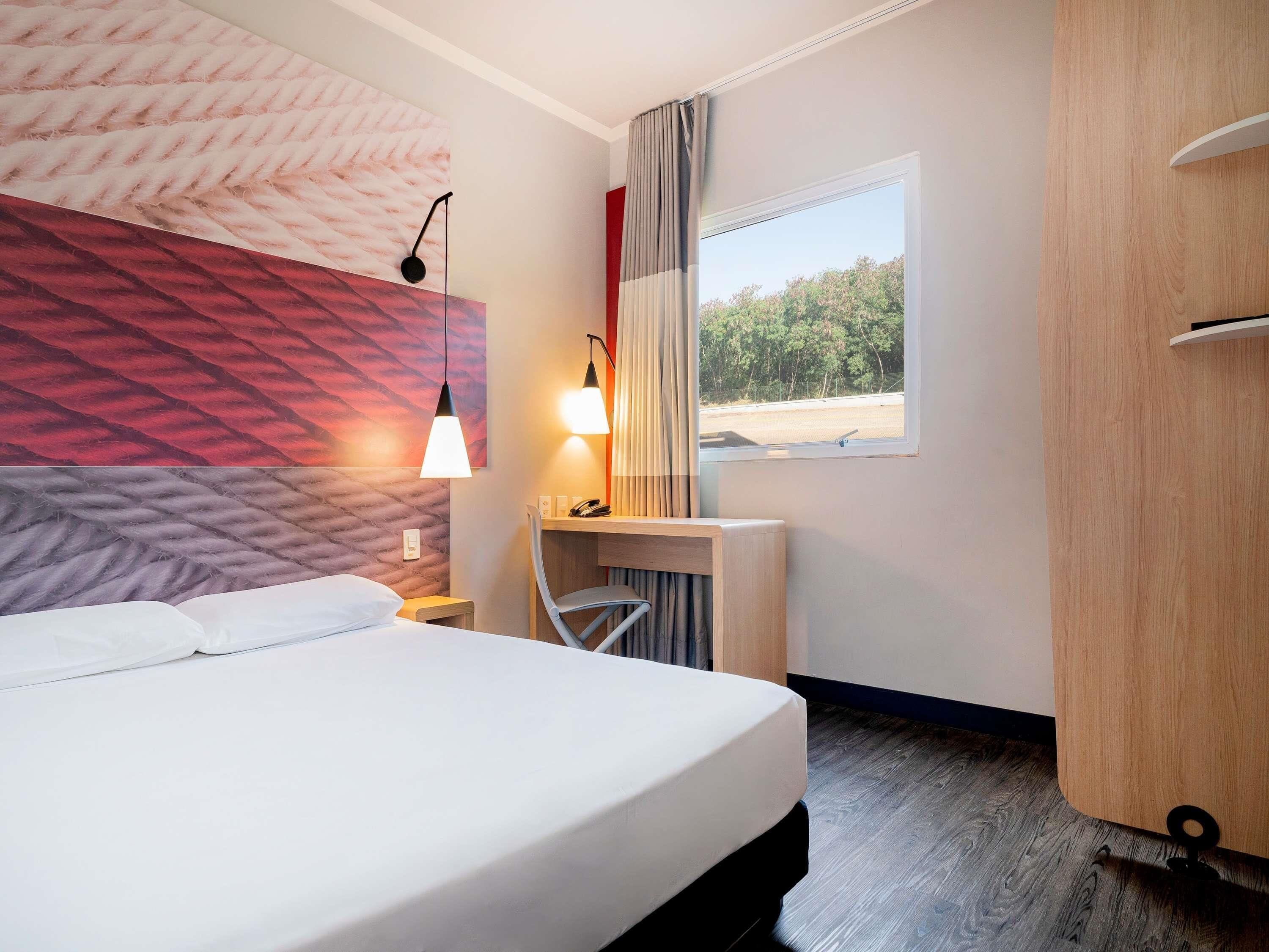 Minibar, in-room safe, desk, soundproofing