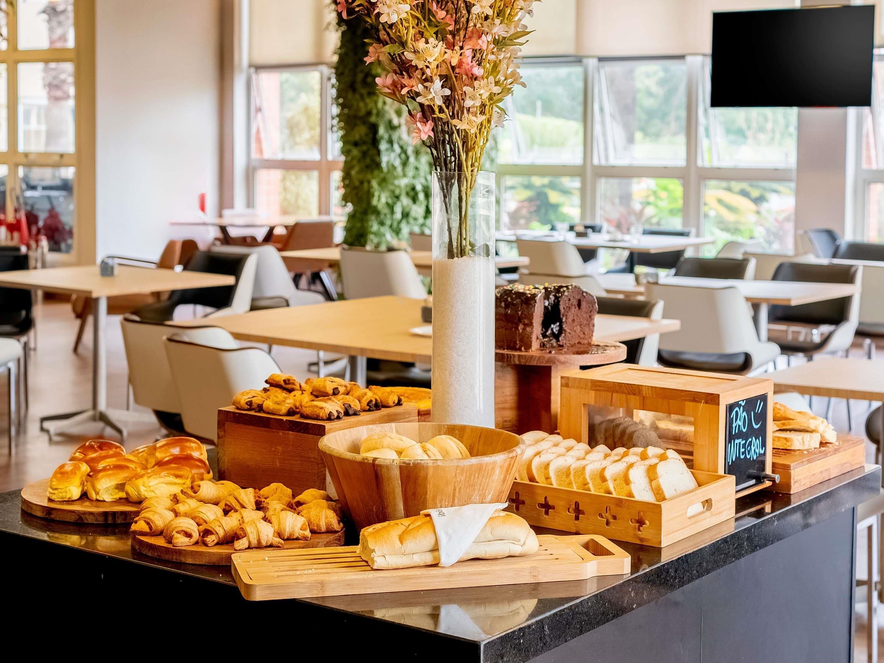 Frokostbuffé hver dag (BRL 47 per person)