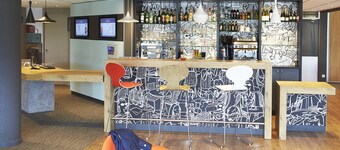 ibis Auray