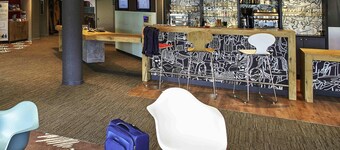 ibis Auray