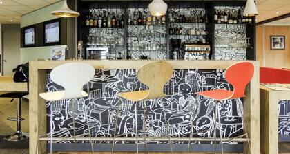 ibis Auray