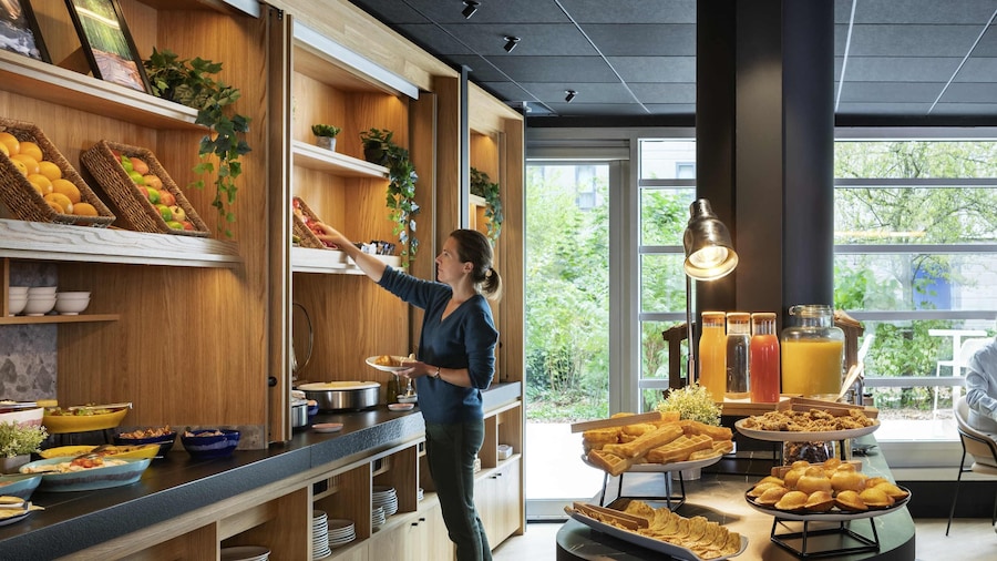 Novotel Suites Paris CDG Airport Villepinte