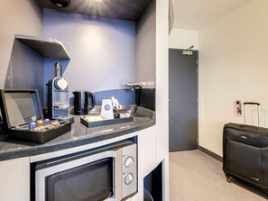 Executive Suite, 1 Queen Bed with Sofa bed