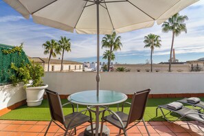 Superior-Zimmer, Terrasse | Terrasse/Patio
