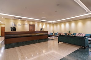 Reception - Eurostars Las Claras (Salamanca)