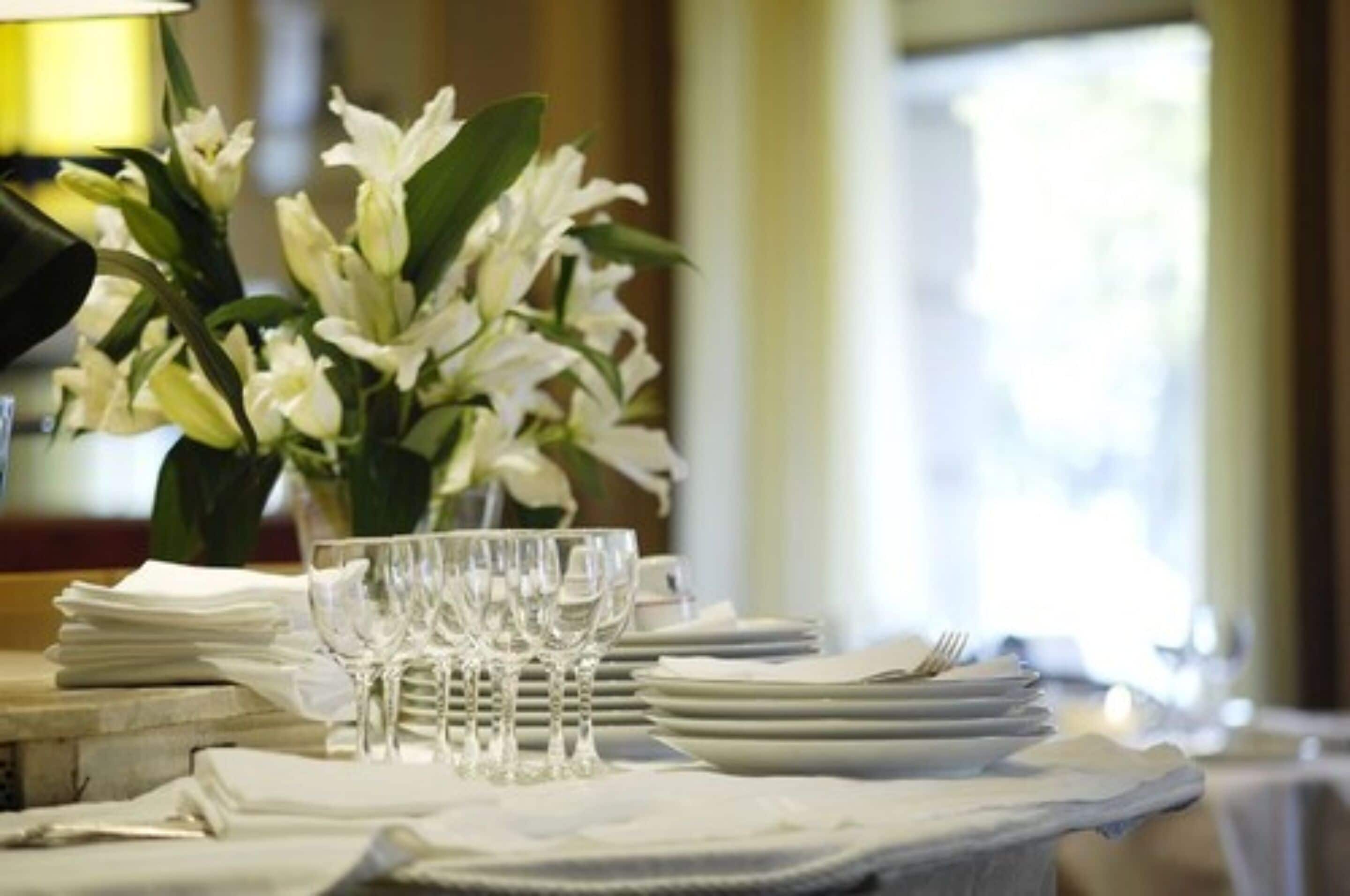 breakfast, lunch, dinner served; french cuisine