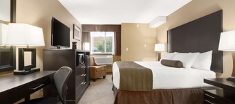 Days Inn by Wyndham Calgary Northwest