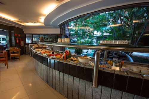 Se sirven desayunos, almuerzos y cenas