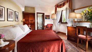 Deluxe-Doppelzimmer | Bettwäsche aus ägyptischer Baumwolle, Select-Comfort-Betten, Minibar