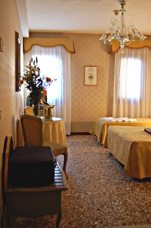 In-room safe, free WiFi