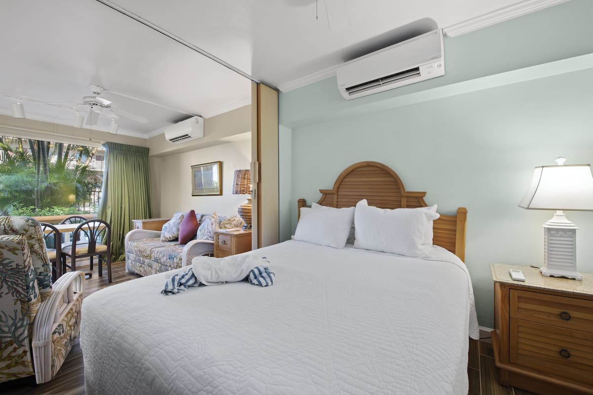 Room | 1 bedroom, blackout curtains, iron/ironing board, free WiFi