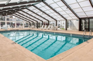 Una piscina techada