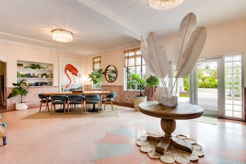 Hotel entrance and lobby at South Beach Hotel