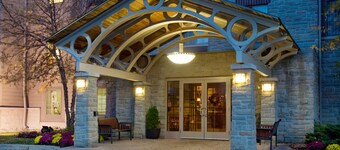 Staybridge Suites Chicago-Oakbrook Terrace by IHG