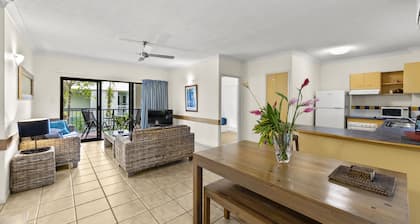 Nautilus Holiday Apartments