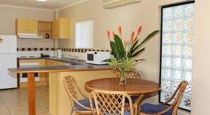 Standard Apartment, 1 Bedroom, Non Smoking, Kitchen (Apartment) | Private kitchen