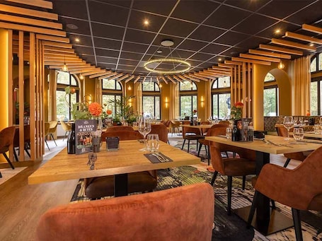 Restaurant. Fletcher Boutique Hotel De Mallejan