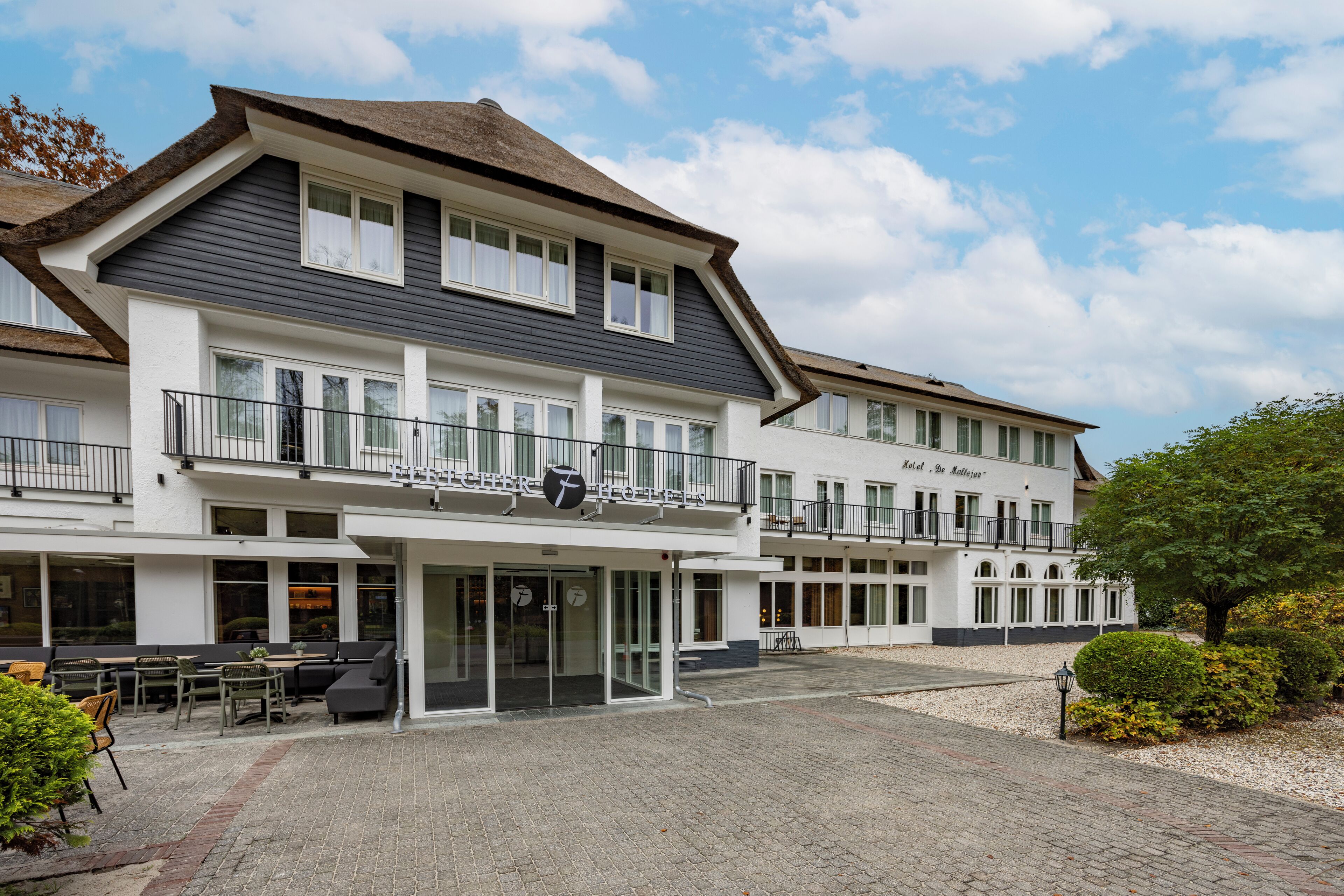 숙박 시설 정면